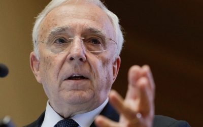 Isărescu trage semnalul de alarmă: Finanțele, sub lupa cheltuielilor. Ajustările fiscale continuă