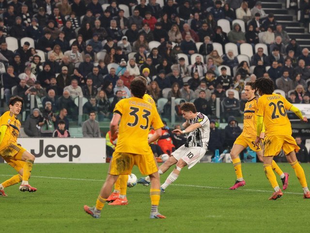 Juventus învinge categoric Pisa și rămâne în cursa pentru Europa Juventus a obținut o victorie clară, scor 4-0, în fața echipei Pisa într-un meci din cadrul etapei a 28-a din Serie A