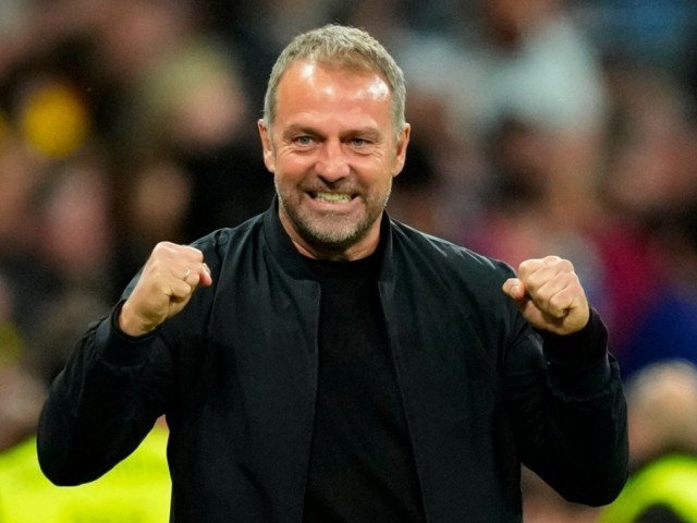 Barcelona, pe urmele unui tânăr fundaș croat Barcelona, sub conducerea noului antrenor Hansi Flick, pare să își îndrepte atenția către mercato, un prim obiectiv fiind întărirea defensivei