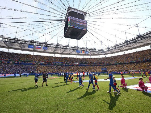 Slovacia se confruntă cu probleme de lot înaintea amicalului cu România Echipa națională a Slovaciei va întâlni România într-un meci amical, marți, de la ora 21:45, transmis pe Digi Sport 1