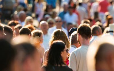 România se confruntă cu o criză demografică acută, cu consecințe serioase asupra sistemului de pensii și a finanțelor publice