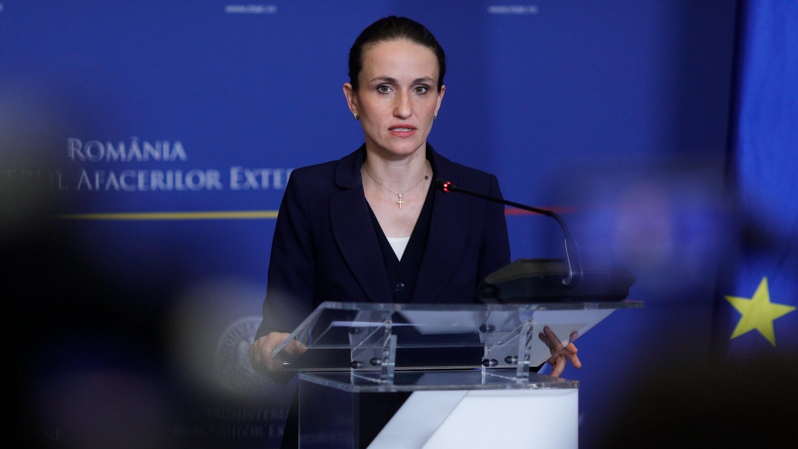 România activează mecanismul european de protecție civilă pentru sprijinirea cetățenilor din Orientul Mijlociu România a activat mecanismul european de protecție civilă ca răspuns la situația din Orientul Mijlociu, a anunțat ministrul de Externe, Oana Țoiu