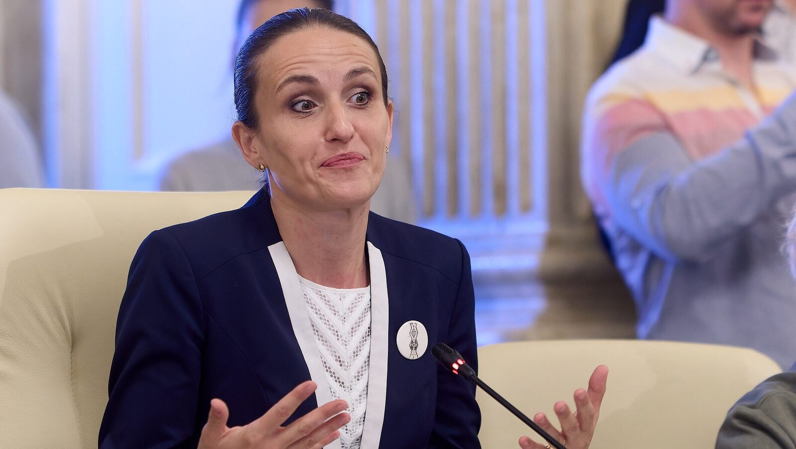 Tensiuni în Orientul Mijlociu: MAE monitorizează situația și pregătește planuri de evacuare Bucureștiul monitorizează cu atenție evoluțiile din Orientul Mijlociu, unde tensiunile au crescut semnificativ în ultimele zile