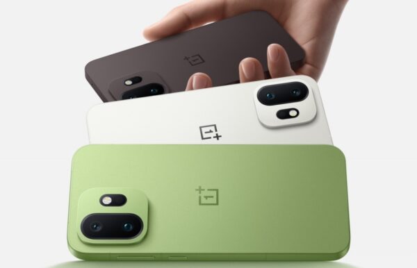 OnePlus lansează oficial în China modelul 15T pe 24 martie Producătorul de telefoane OnePlus va lansa în China modelul 15T pe 24 martie, dezvăluind deja detalii importante despre specificațiile acestuia