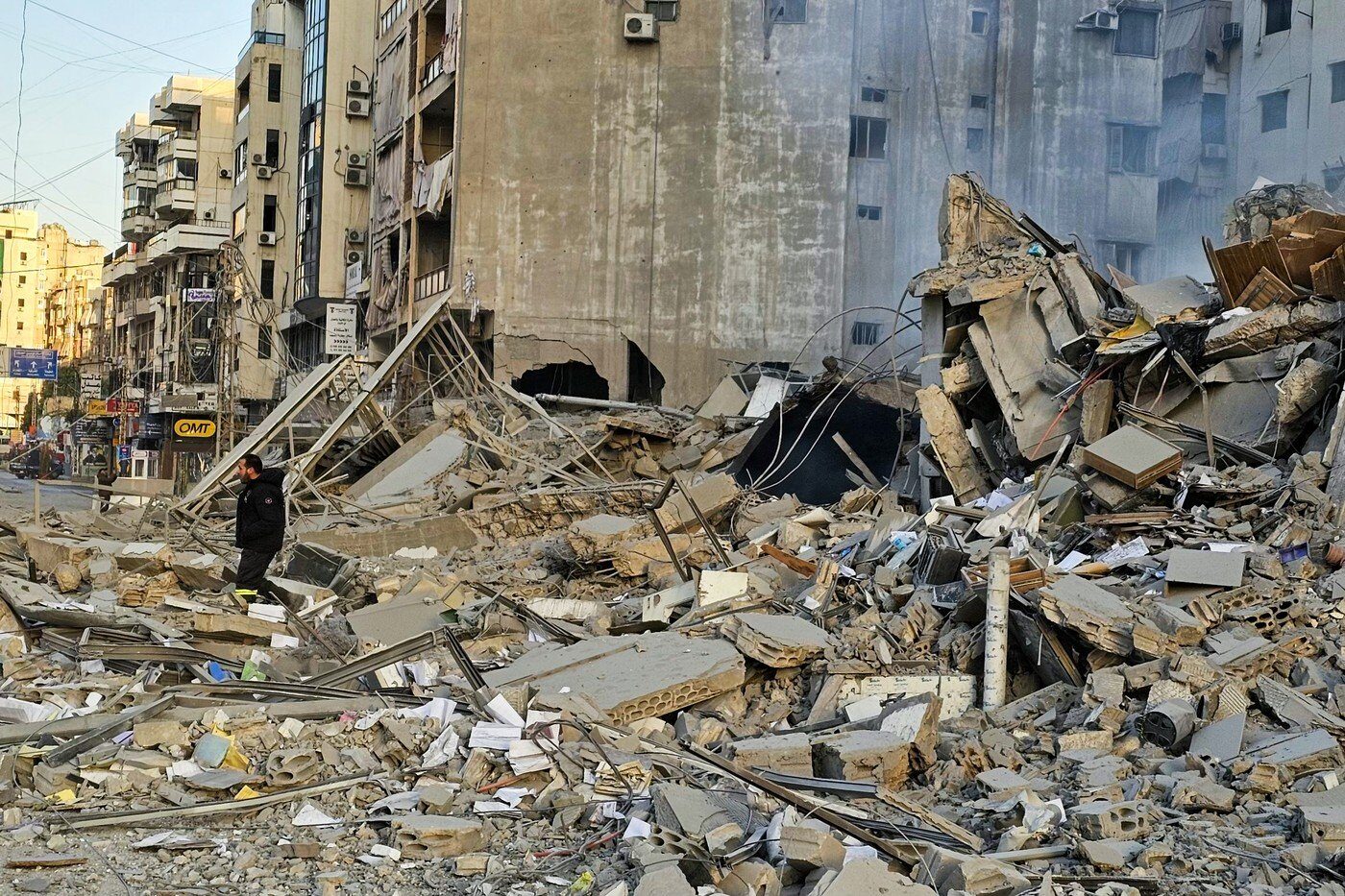 Ore de foc în Orientul Mijlociu: Explozii în marile capitale. Ofensivă totală a SUA și planul lui Trump. Noi lideri în Iran