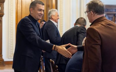 Grindeanu discută cu sindicatele: Dialogul cu guvernul, o problemă majoră Președintele PSD, Sorin Grindeanu, a avut o întâlnire cu reprezentanții sindicatelor, unde principala nemulțumire exprimată a fost lipsa unui dialog real cu premierul