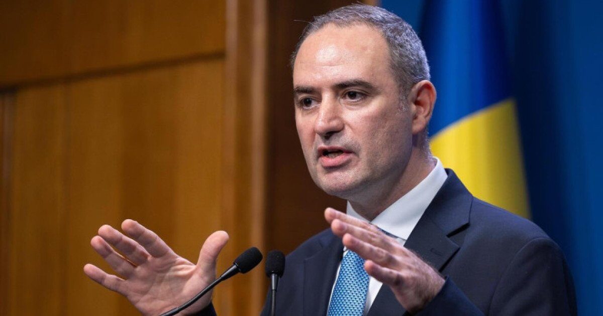 Ministrul Finanțelor, optimist cu privire la bugetul pe 2026: „un buget de dezvoltare accelerată” Ministrul Finanțelor, Alexandru Nazare, a prezentat un proiect de buget pentru anul 2026, pe care îl descrie ca fiind unul de „responsabilitate și echilibru”