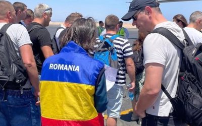 Aproape 2.000 de români s-au întors acasă din Orientul Mijlociu, cu ajutor european O serie de zboruri de repatriere și curse comerciale facilitate de Ministerul Afacerilor Externe (MAE) au adus acasă aproape 2.000 de români în ultimele zile, blocați în zona de conflict din Orientul Mijlociu