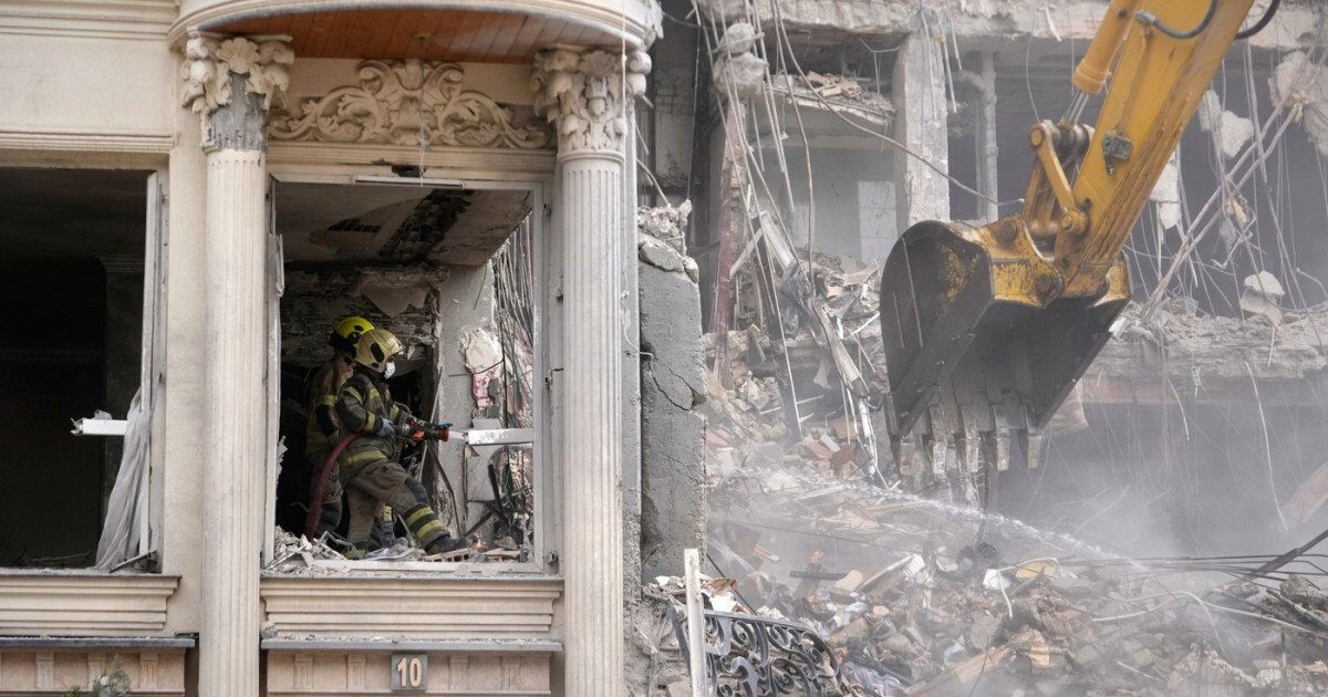 Ziua 28 de conflict în Orientul Mijlociu: tensiuni exacerbate de amânarea ultimatumului american Războiul din Orientul Mijlociu continuă să marcheze a 28-a zi, cu bombardamente care nu dau semne de diminuare