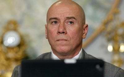 Moțiunea împotriva ministrului Culturii, respinsă de Senat Moțiunea simplă depusă de AUR împotriva ministrului Culturii, András Demeter, a fost respinsă luni de Senat