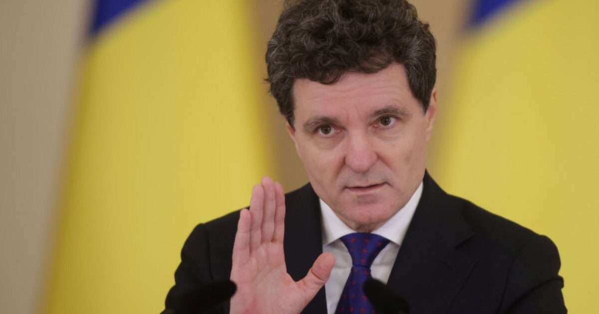 Nicușor Dan: „Nu există motive de îngrijorare” privind securitatea bazelor militare românești Președintele Nicușor Dan a declarat joi că nu există motive de îngrijorare cu privire la securitatea bazelor militare din România