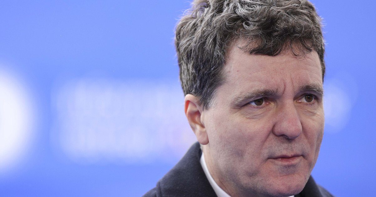 AEP a sesizat Parchetul General cu privire la finanțarea campaniei lui Nicușor Dan; Primarul Capitalei spune că este o știre veche Autoritatea Electorală Permanentă (AEP) a sesizat Parchetul General cu privire la finanțarea campaniei electorale a primarului general Nicușor Dan, conform unui răspuns oficial dat publicității la finalul lunii februarie