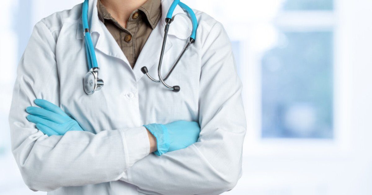 Ministrul Sănătății, despre agresarea medicului din Borșa: „E penibil să ceri oamenilor să nu agreseze medicii” Un medic din Borșa a fost agresat fizic în timp ce încerca să resusciteze o pacientă