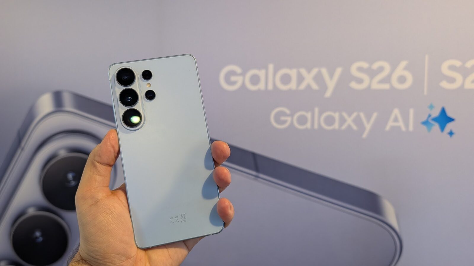 Samsung lansează Galaxy S26, prețuri mai mari