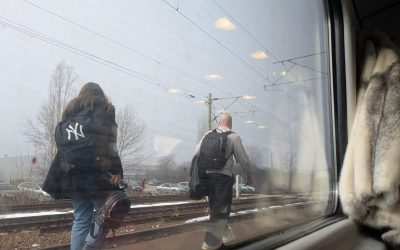 Haos pe șine: Trenurile spre munte, asaltate de bucureșteni, după cozile infernale de pe dn1 Mii de bucureșteni au abandonat mașinile personale în ultimul weekend din februarie și în prima zi de primăvară, odată cu aglomerația de pe Drumul Național 1