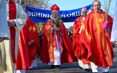 Procesiunea de Florii aduce credincioșii pe străzile capitalei Bucureștenii sunt invitați duminică, începând cu ora 14:45, să participe la tradiționala procesiune de Florii organizată de Arhiepiscopia Romano-Catolică de București