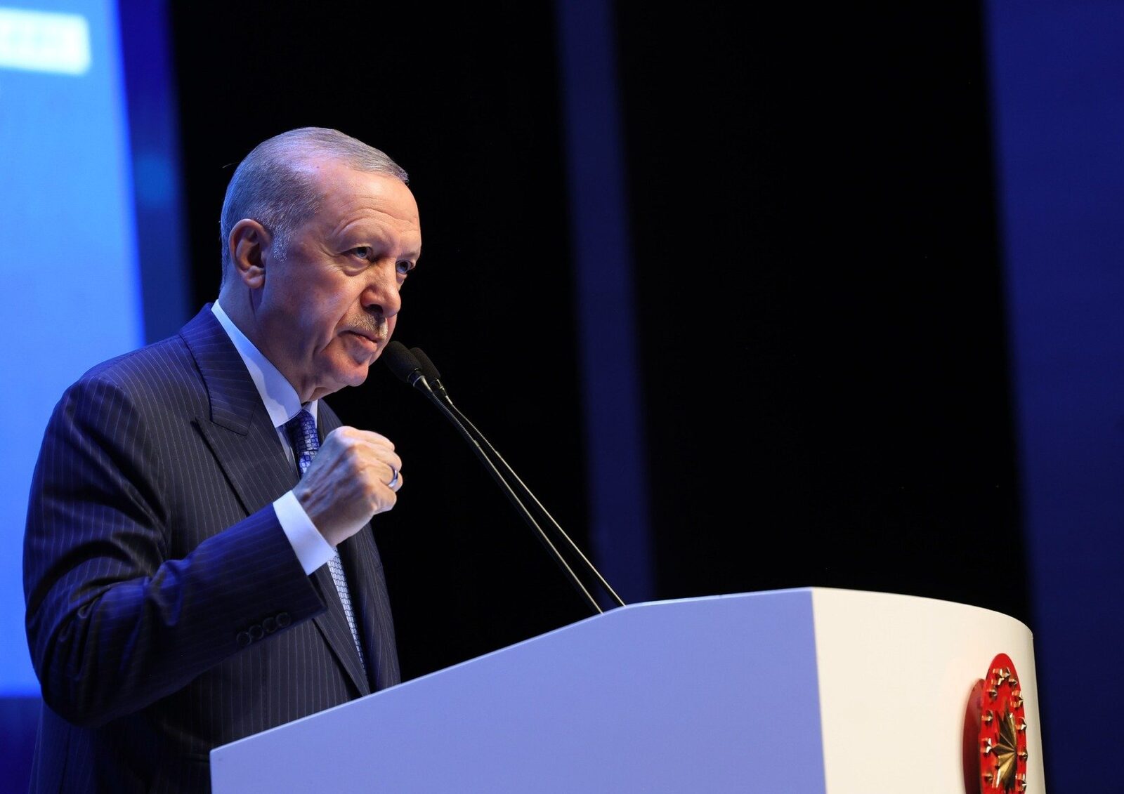 Erdogan: Ankara nu se confruntă cu o amenințare similară cu cea din Iran Ankara respinge vehement ideea că Turcia ar putea fi următoarea țară afectată de instabilitate, similar cu situația din Iran