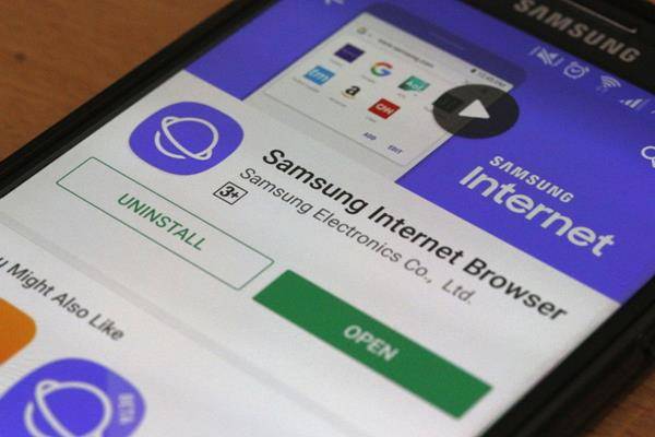 Samsung browser, cu multitasking și ai, odată cu One UI 9