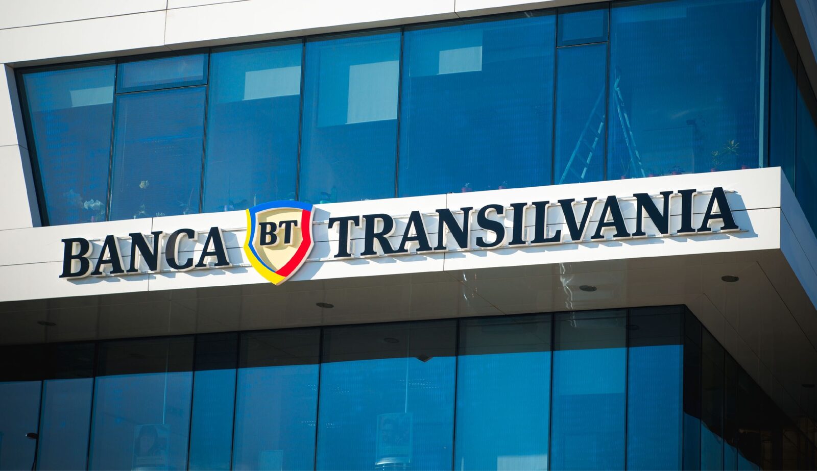 Bt: Comision zero pentru clienți, din martie