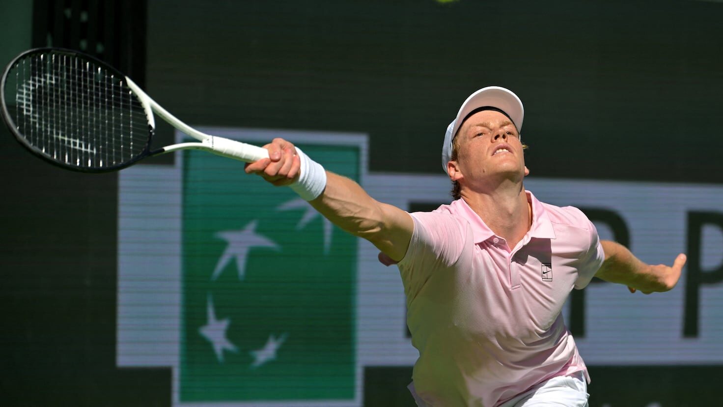 Jannik Sinner, la un pas de trofeu la Indian Wells: Finala cu Medvedev, duminică seara Jannik Sinner va juca în finala turneului Masters 1000 de la Indian Wells, după ce l-a învins în semifinale pe Alexander Zverev