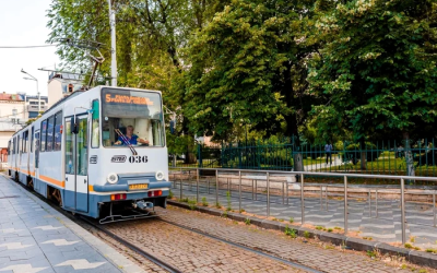 Linia 5 de tramvai, perturbări majore din cauza lucrărilor de reabilitare Lucrările de reabilitare a căii de rulare a tramvaielor de pe străzile Paleologu, Armand Călinescu și Vasile Lascăr vor afecta semnificativ circulația tramvaielor liniei 5