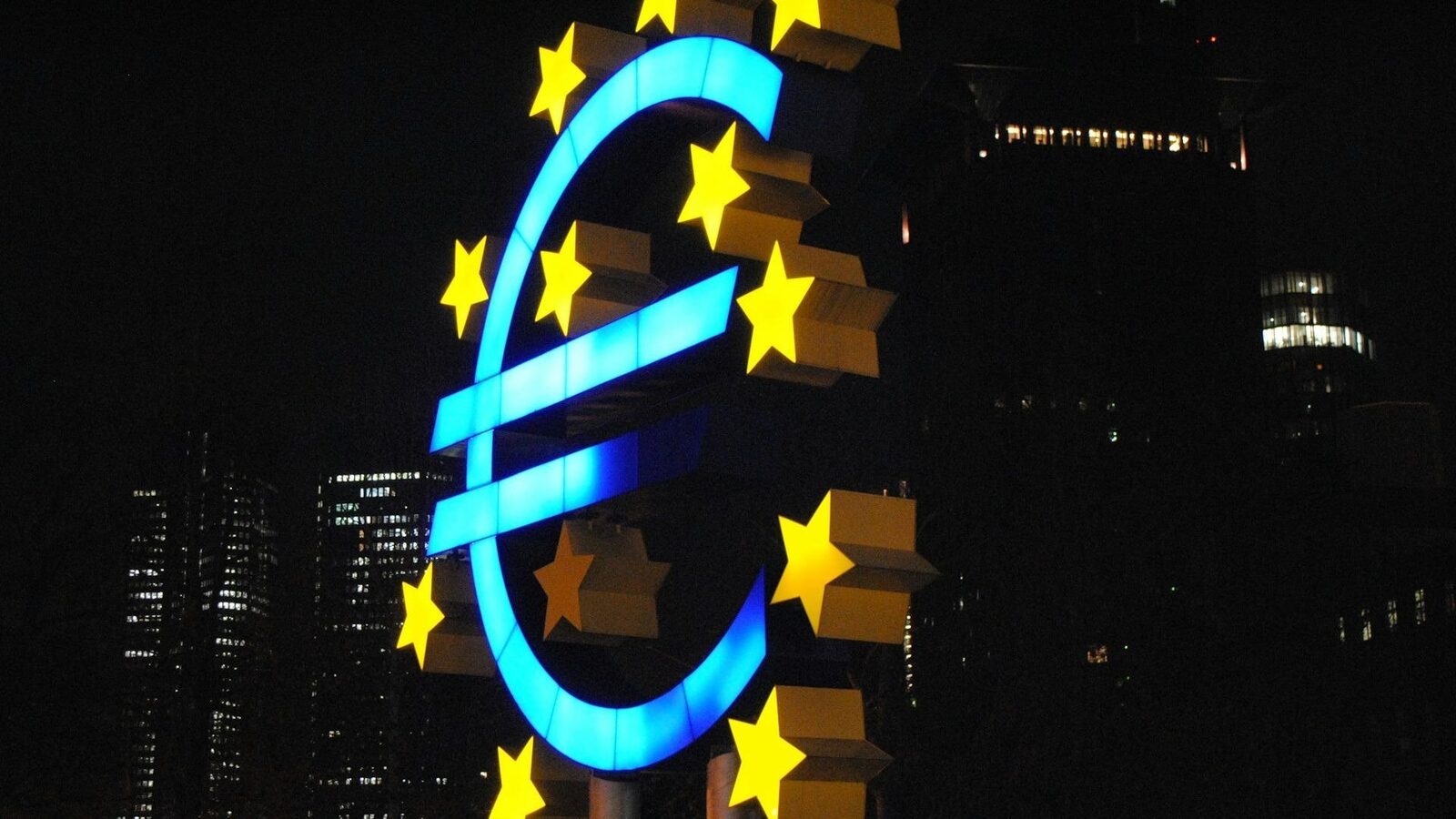 Transferurile în euro vor fi procesate în 10 secunde: Noile reguli pentru bănci și clienți România se aliniază noilor reglementări europene privind plățile instant în euro