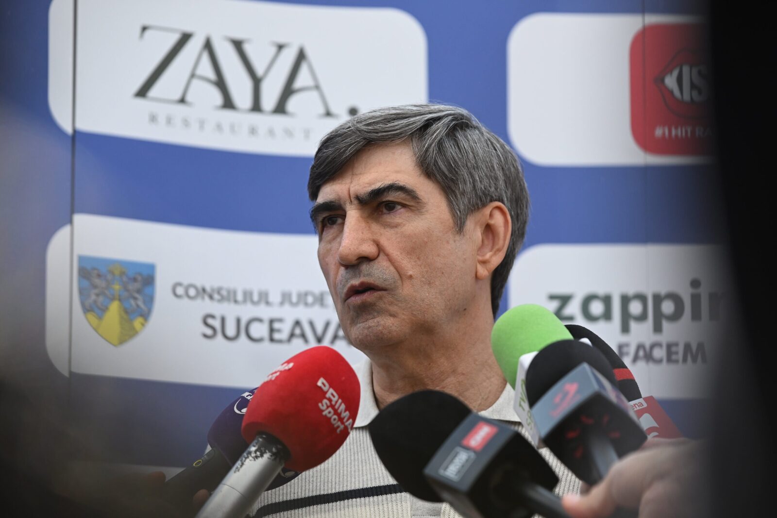 Rădoi, manager general la FCSB? Pițurcă pune sub semnul întrebării planurile lui Becali FCSB, echipa care a dominat Superliga în sezonul precedent, a ratat prezența în play-off, o performanță dezamăgitoare pentru fanii și conducerea clubului
