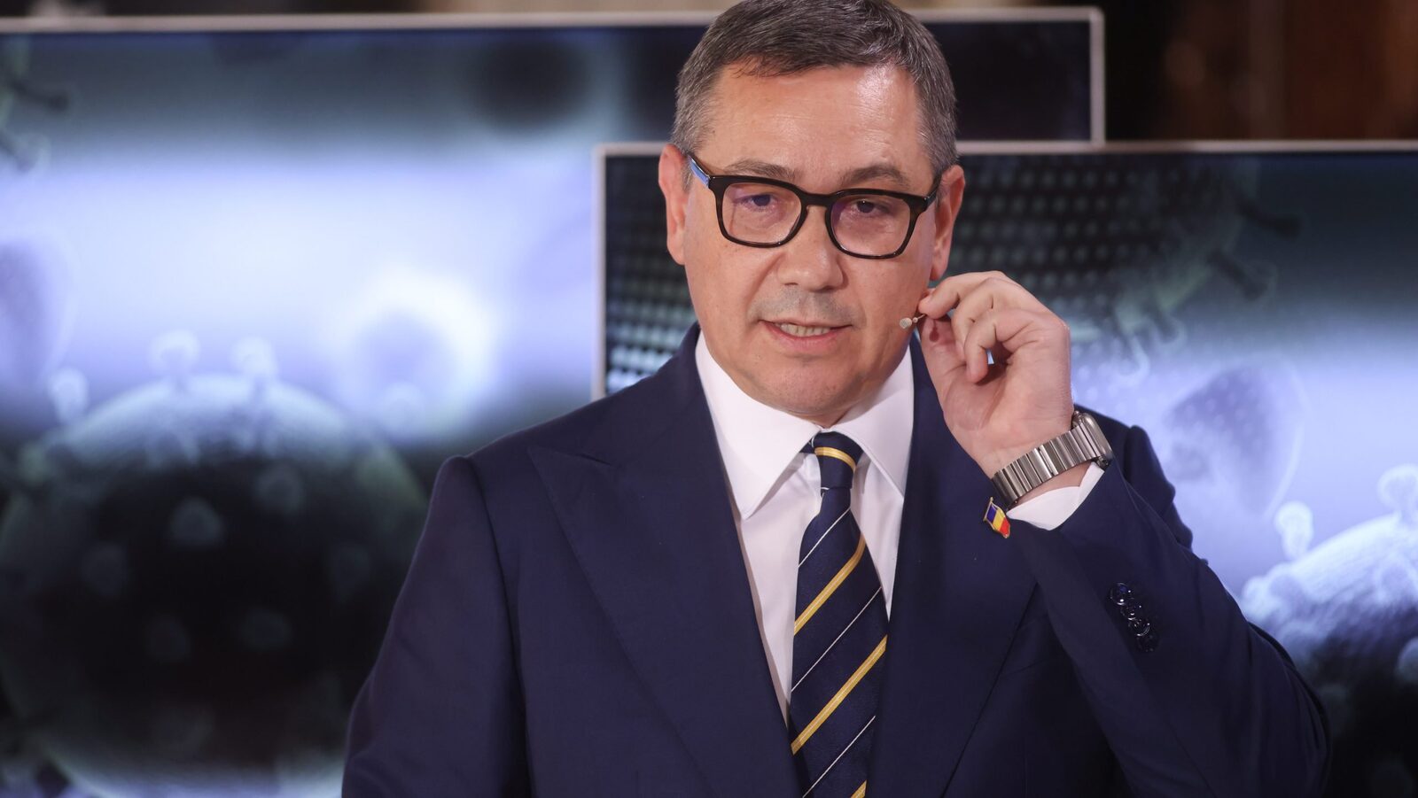 Irina Ponta, fiica fostului premier, repatriată: Acuzații de blocare a procesului de Oana Țoiu Fostul premier Victor Ponta a anunțat că fiica sa, Irina, a revenit în România în siguranță, după ce a fost în Emiratele Arabe Unite