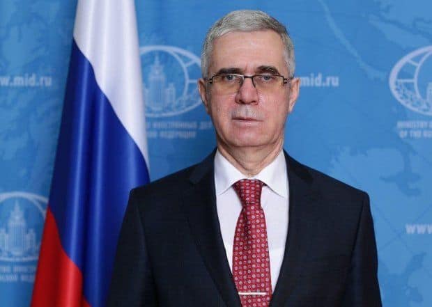 Ambasadorul Rusiei la București: România nu ar trebui să se gândească la unirea cu Moldova Vladimir Lipaev, ambasadorul Rusiei în România, a abordat subiecte sensibile privind relațiile bilaterale într-un interviu acordat agenției de presă Tass