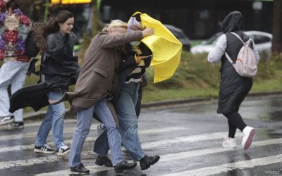 Vremea se schimbă radical: ploi abundente, vânt puternic și ninsori la munte Administrația Națională de Meteorologie (ANM) a emis o informare meteo valabilă începând de vineri și până luni dimineață, care anunță o schimbare majoră a vremii în România