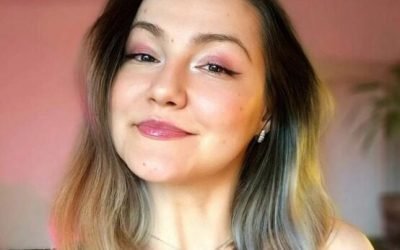 Oana Lasconi, criticată dur după ce a comparat moralitatea lui Ali Khamenei cu cea a Patriarhului Daniel Afirmația controversată a Oanei Lasconi, fiica fostei candidate la prezidențiale Elena Lasconi, a stârnit un val de reacții negative