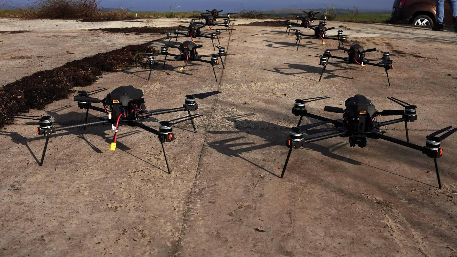 Parteneriat strategic pentru industria de apărare: Orbotix Industries și companii românești semnează acorduri de colaborare În contextul european actual, marcat de o accentuare a investițiilor în apărare și de promovarea autonomiei strategice la nivelul Uniunii Europene, compania Orbotix Industries a anunțat semnarea unor Memorandumuri de Înțelegere (MoU) cu trei companii românești importante din domeniul apărării
