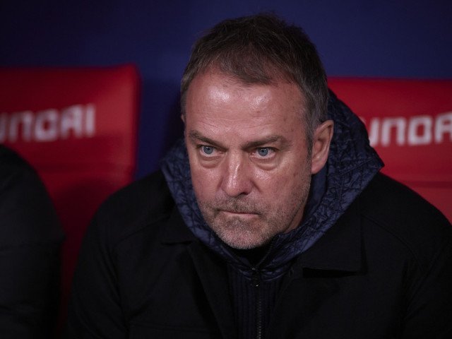 Flick, rezervat în privința înlocuitorului lui lewandowski: „e într-o formă mai slabă”