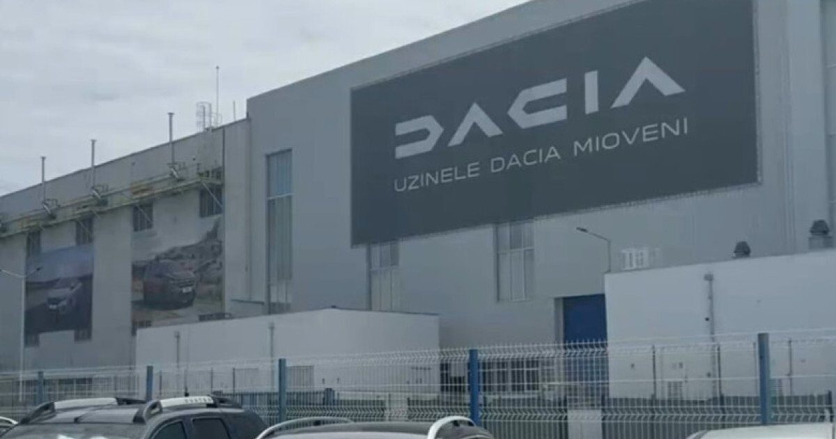 Dacia Mioveni: Peste 1.000 de angajați, disponibilizați în acest an Uzina Dacia de la Mioveni se confruntă cu un val de concedieri, aproximativ 1.200 de angajați urmând să își piardă locul de muncă în cursul acestui an