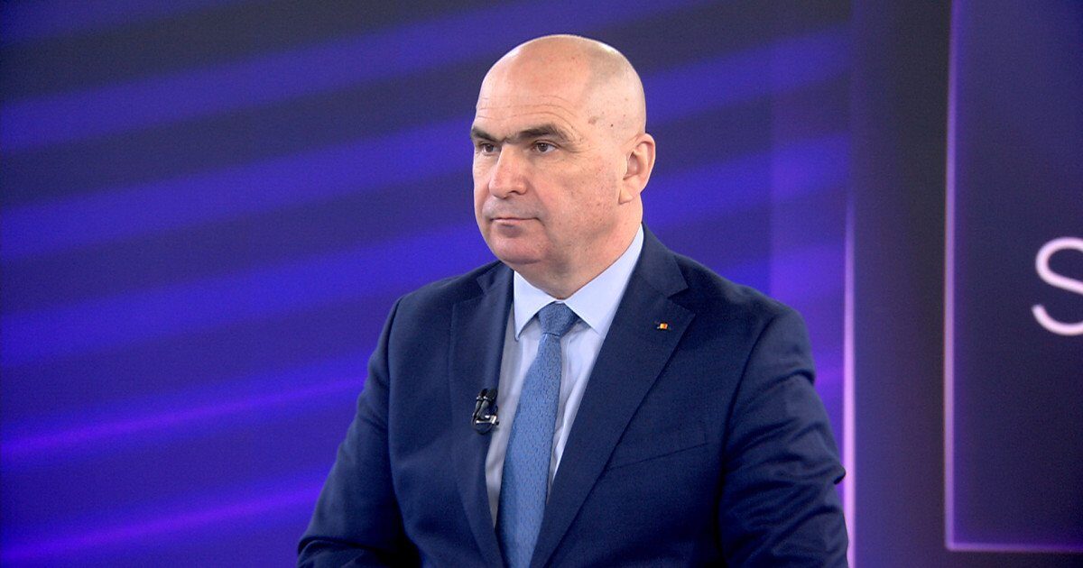 Guvernul anunță reducerea accizei la carburanți, cu accent pe motorină Premierul Ilie Bolojan a anunțat, în cadrul unei emisiuni televizate, că Guvernul va reduce acciza la carburanți în perioada următoare
