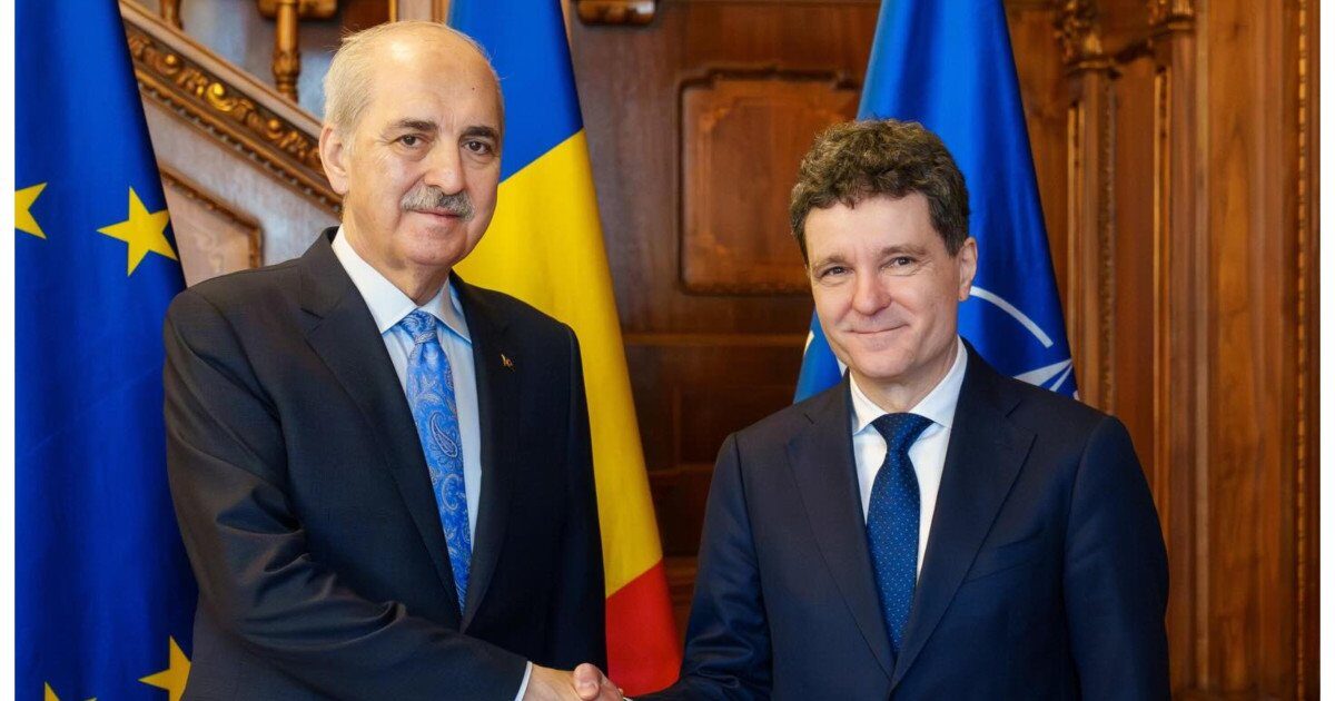 Nicușor Dan și președintele parlamentului turc au discutat despre securitatea Mării Negre la Cotroceni Președintele României, Nicușor Dan, s-a întâlnit vineri la Palatul Cotroceni cu președintele Marii Adunări Naționale a Turciei, Numan Kurtulmuş