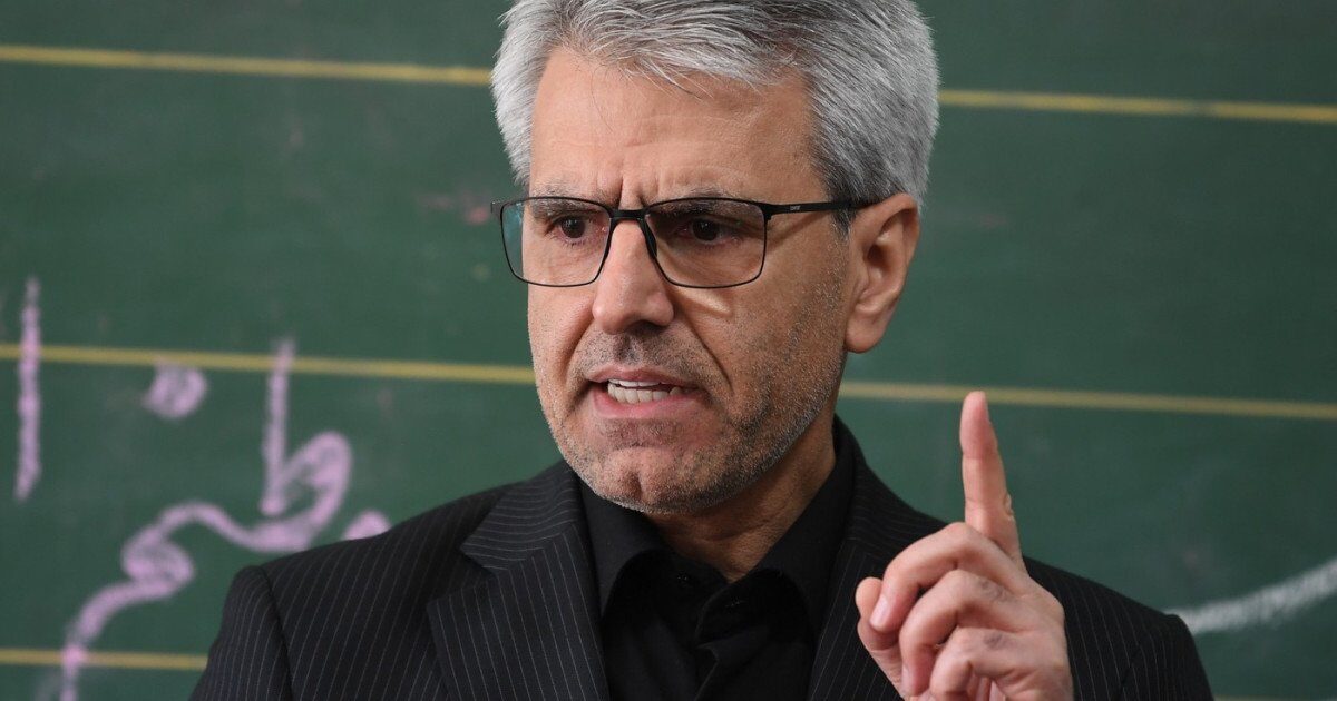 Iranul avertizează România: reacție dură dacă țara noastră sprijină operațiuni militare americane Teheranul a transmis un avertisment clar României, luni, prin vocea purtătorului de cuvânt al Ministerului de Externe