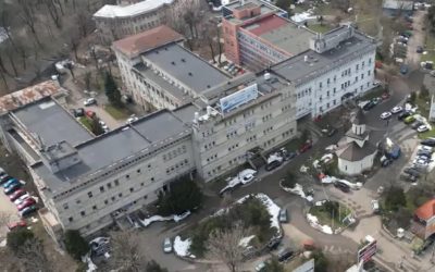 Spitalul CF2 din București, de la unitate model la ruină Spitalul Clinic CF2 din București, construit în 1942 pe un teren donat de Casa Regală, se confruntă în prezent cu o stare avansată de degradare