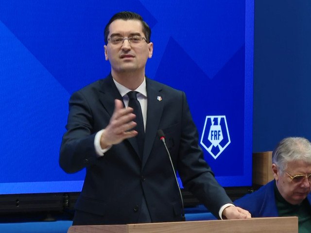 Burleanu și Drăgan, față în față pentru șefia FRF Adunarea Generală a Federației Române de Fotbal (FRF) a deschis o nouă rundă în lupta pentru președinție