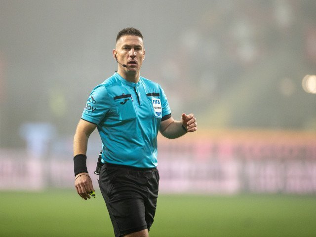 Avram, dur cu Kovacs, arbitrul care l-a iritat pe Prunea