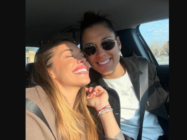 Vești din handbal: Două cupluri de sportive celebre își celebrează relațiile Două cupluri din lumea handbalului au decis să împărtășească publicului bucuria aniversării relațiilor lor