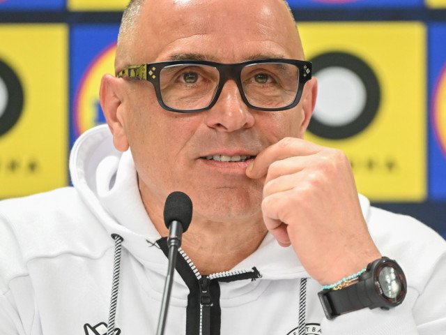 Calzona, mesaj pentru Lucescu înainte de Slovacia – România: ”să se întoarcă”