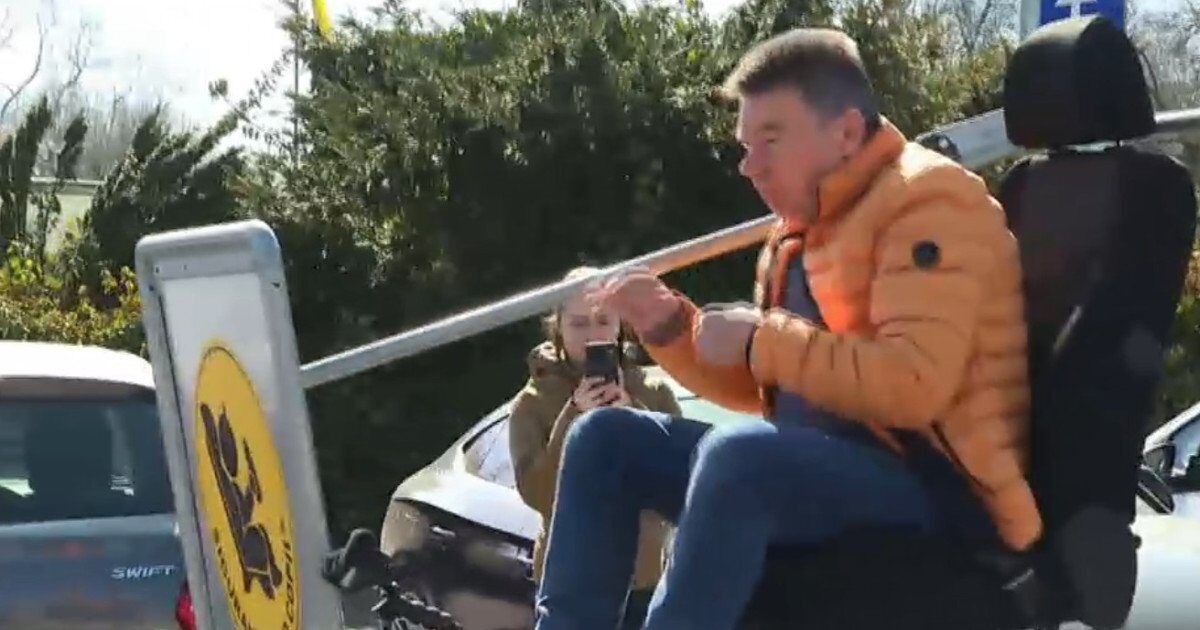 Șoferi, testați pe simulator de impact după ce au fost prinși fără centură