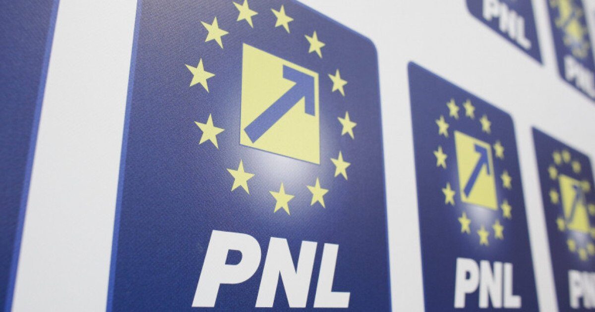 Tensiuni în Coaliție: PNL acuză PSD de discuții privind ruperea guvernului Partidul Național Liberal (PNL) a adresat un atac dur social-democraților (PSD), acuzându-i că au discutat despre posibilitatea de a rupe coaliția de guvernare