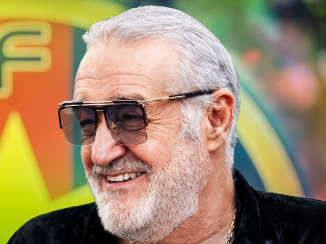 Becali anunță schimbări majore la FCSB și țintește Liga Campionilor Gigi Becali, finanțatorul FCSB, a prezentat public planurile de viitor ale echipei, vizând o perioadă de schimbări majore și revenirea în Liga Campionilor