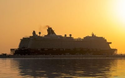 Mii de turiști blocați în Golful Persic: Criza se adâncește pe fondul conflictului Mii de pasageri aflați la bordul navelor de croazieră din Dubai, Abu Dhabi și Doha sunt blocați ca urmare a închiderii Strâmtorii Ormuz și a escaladării conflictului din Orientul Mijlociu