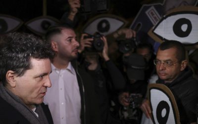 Nicuşor Dan, despre problemele din justiție: „E ca o boală lungă” Președintele României, Nicușor Dan, a abordat vineri seara, în fața Palatului Cotroceni, subiectul problemelor din justiție