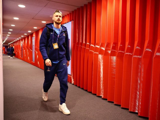 Foto: Drăgușin surprins în minutul 89 al meciului Atletico