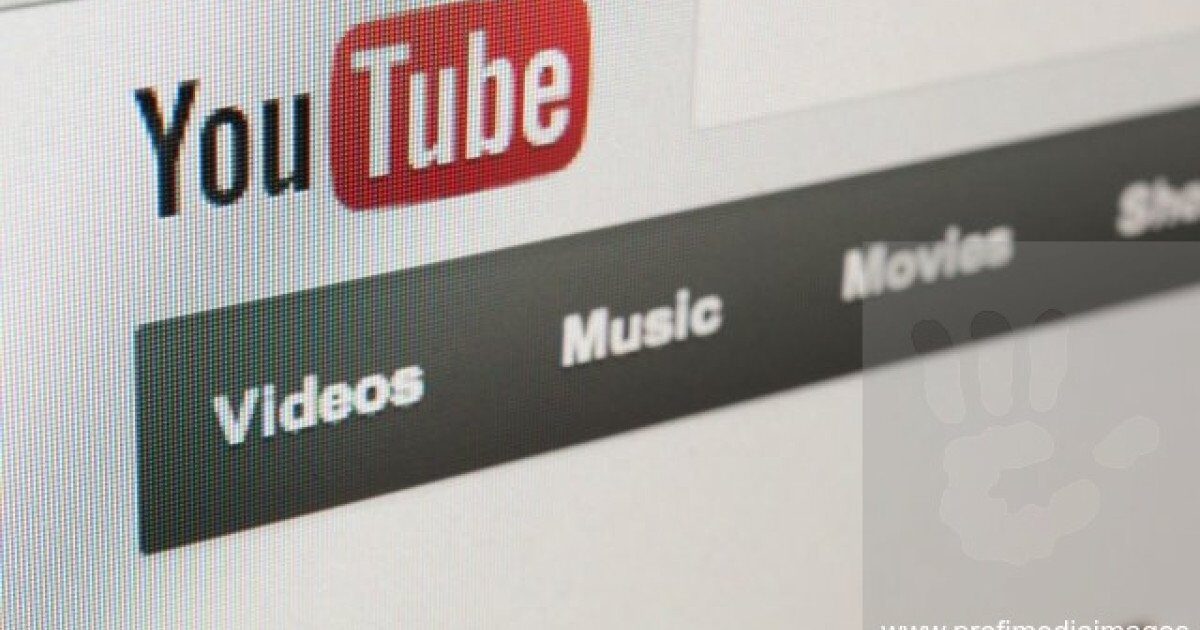YouTube extinde sistemul de detectare a deepfake-urilor pentru jurnaliști și oficiali publici Platforma YouTube își extinde instrumentul de identificare a conținutului generat de inteligența artificială, numit Likeness ID