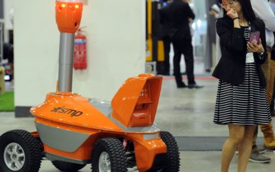 Roboții și inteligența artificială, în spatele risipei alimentare Lanțurile de aprovizionare din întreaga lume trec printr-o transformare profundă, cu roboți și inteligența artificială (AI) preluând controlul asupra tot mai multor procese